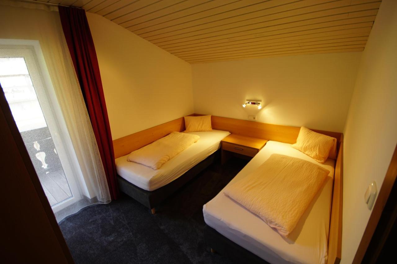 Ferienhaus Mott Lermoos Bagian luar foto