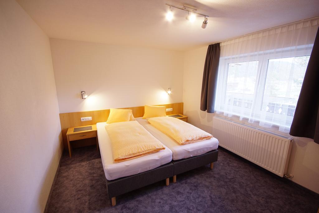Ferienhaus Mott Lermoos Ruang foto